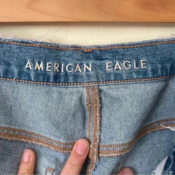 American Eagle 90's Straight Jean Size 8 - Picture 7 of 8
